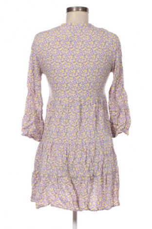 Sukienka Jdy, Rozmiar M, Kolor Kolorowy, Cena 32,99 zł