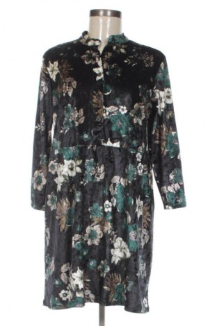 Ruha NEW COLLECTION, Méret L, Szín Sokszínű, Ár 4 789 Ft