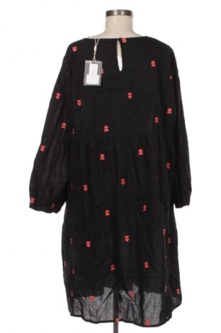 Kleid ONLY Carmakoma, Größe 3XL, Farbe Mehrfarbig, Preis 71,99 €