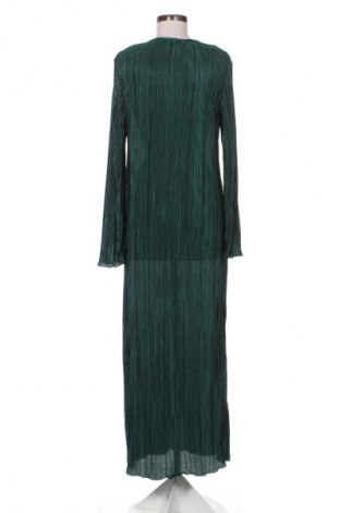 Kleid Pieces, Größe M, Farbe Grün, Preis 51,99 €