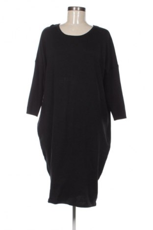 Sukienka Saint Tropez, Rozmiar M, Kolor Czarny, Cena 57,99 zł