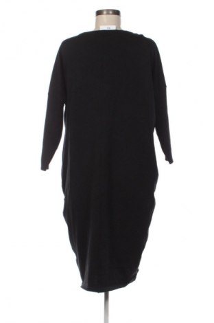 Sukienka Saint Tropez, Rozmiar M, Kolor Czarny, Cena 57,99 zł