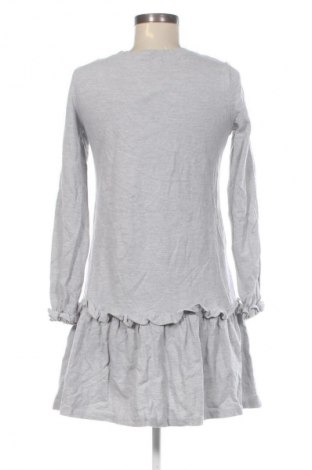 Šaty  Sheilay, Velikost S, Barva Šedá, Cena  209,00 Kč