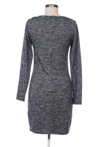 Рокля Superdry, Размер L, Цвят Многоцветен, Цена 11,75 €