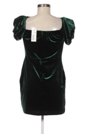 Ruha TFNC London, Méret XL, Szín Zöld, Ár 9 829 Ft