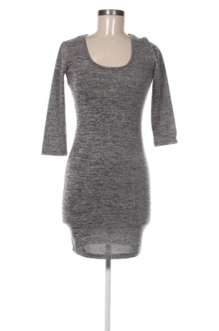 Рокля Terranova, Размер S, Цвят Сив, Цена 4,60 €