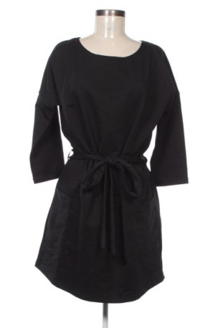 Šaty  True, Veľkosť M, Farba Čierna, Cena  10,95 €