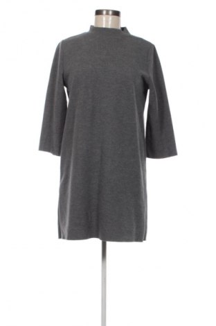 Kleid Unbranded, Größe S, Farbe Grau, Preis 6,99 €