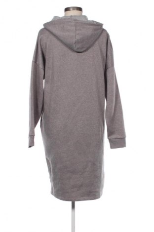 Рокля Vero Moda, Размер L, Цвят Сив, Цена 7,15 €