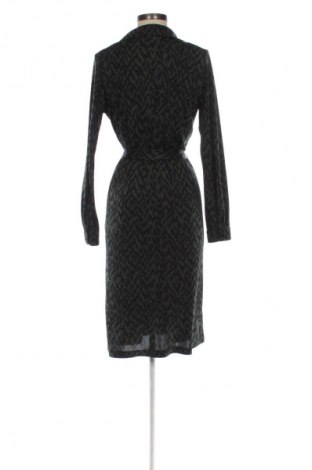 Рокля WE, Размер M, Цвят Многоцветен, Цена 9,20 €