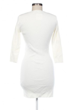 Sukienka Zara, Rozmiar M, Kolor ecru, Cena 54,99 zł