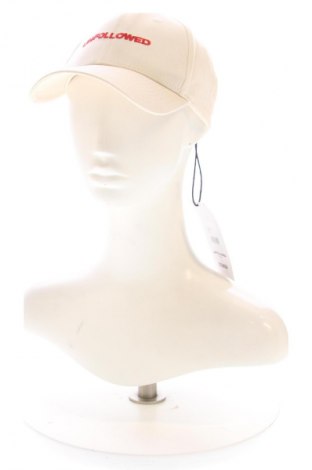 Hut UNFOLLOWED x ABOUT YOU, Farbe Beige, Preis 30,99 €