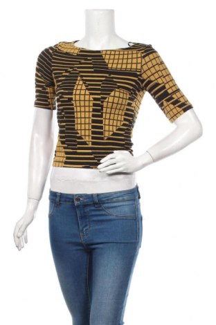 Дамска блуза Monki, Размер XS, Цвят Жълт, 61% полиестер, 31% памук, 4% еластан, Цена 16,38 лв.