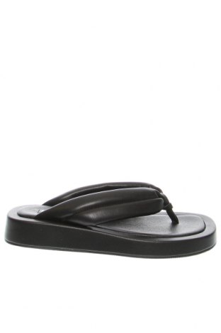 Pantofle NA-KD, Velikost 38, Barva Černá, Cena  580,00 Kč
