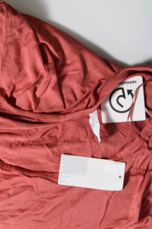 Γυναικεία μπλούζα Avella, Μέγεθος 3XL, Χρώμα Κόκκινο, Τιμή 19,18 €