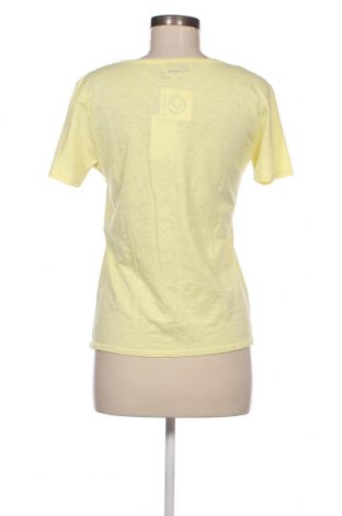 Γυναικείο t-shirt Berenice, Μέγεθος S, Χρώμα Κίτρινο, Τιμή 35,05 €
