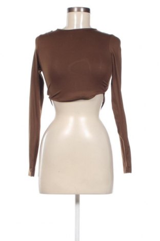 Дамска блуза Bershka, Размер XS, Цвят Кафяв, Цена 13,95 лв.
