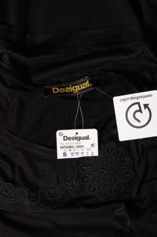 Γυναικεία μπλούζα Desigual, Μέγεθος S, Χρώμα Μαύρο, Τιμή 36,00 €