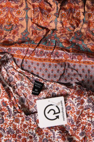 Дамска блуза Emery rose, Размер XXL, Цвят Многоцветен, Цена 19,00 лв.