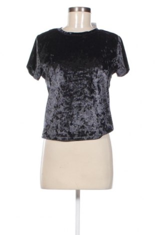 Γυναικεία μπλούζα Fb Sister, Μέγεθος M, Χρώμα Μπλέ, Τιμή 1,65 €