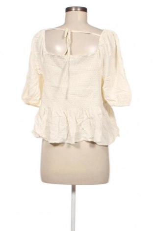 Дамска блуза Forever 21, Размер 3XL, Цвят Екрю, Цена 20,40 лв.