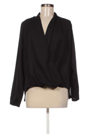 Damen Shirt Gina Tricot, Größe M, Farbe Schwarz, Preis € 25,41