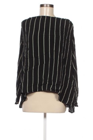 Дамска блуза H&M, Размер 4XL, Цвят Черен, Цена 14,06 лв.
