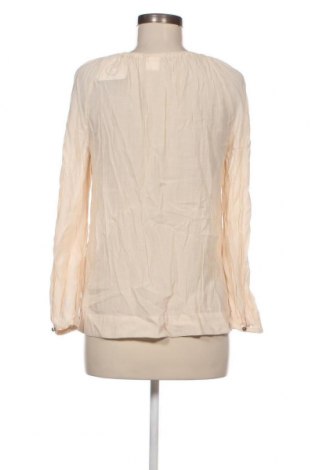 Дамска блуза In Wear, Размер M, Цвят Екрю, Цена 10,54 лв.