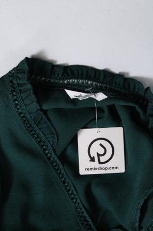 Damen Shirt Irl, Größe XS, Farbe Grün, Preis € 4,47