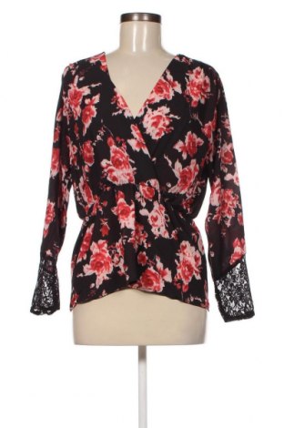 Γυναικεία μπλούζα Irl, Μέγεθος M, Χρώμα Πολύχρωμο, Τιμή 4,79 €