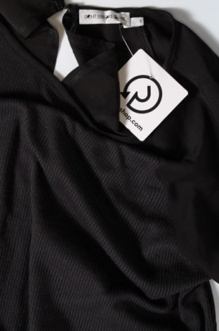Γυναικεία μπλούζα Light Before Dark, Μέγεθος S, Χρώμα Μαύρο, Τιμή 2,21 €