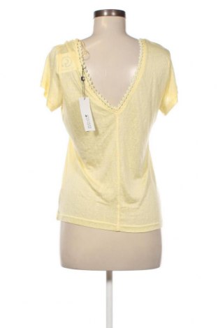 Дамска блуза Molly Bracken, Размер M, Цвят Жълт, Цена 72,00 лв.