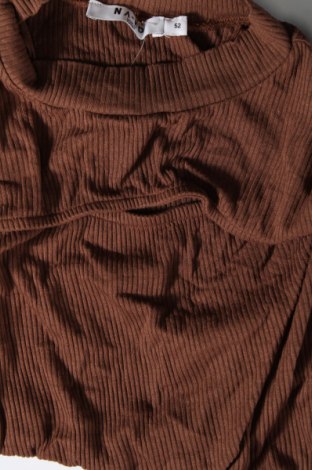 Дамска блуза NA-KD, Размер 3XL, Цвят Кафяв, Цена 5,04 лв.