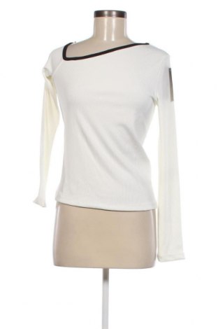 Дамска блуза NA-KD, Размер XL, Цвят Екрю, Цена 25,92 лв.