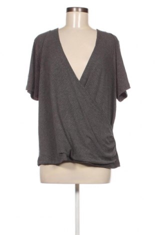 Γυναικεία μπλούζα Page One, Μέγεθος XXL, Χρώμα Γκρί, Τιμή 6,58 €