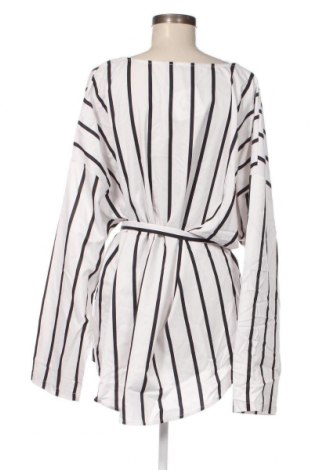 Γυναικεία μπλούζα SHEIN, Μέγεθος 3XL, Χρώμα Λευκό, Τιμή 11,40 €