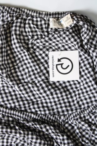 Дамска блуза Terra & Sky, Размер 3XL, Цвят Черен, Цена 19,00 лв.
