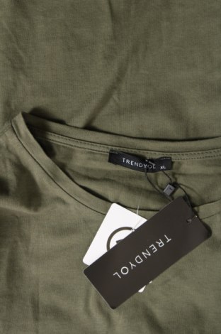 Damen Shirt Trendyol, Größe L, Farbe Grün, Preis 5,57 €
