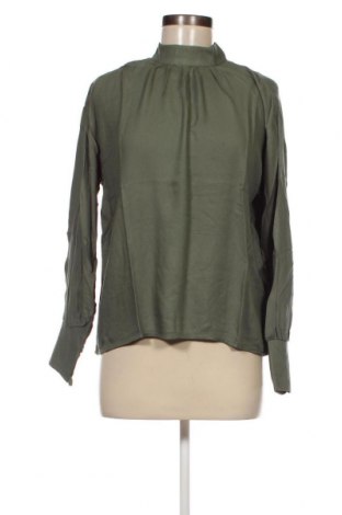 Дамска блуза Trendyol, Размер S, Цвят Зелен, Цена 14,40 лв.