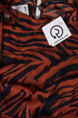 Γυναικεία μπλούζα Trendyol, Μέγεθος S, Χρώμα Πολύχρωμο, Τιμή 4,45 €