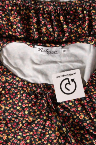 Γυναικεία μπλούζα Victoria, Μέγεθος M, Χρώμα Πολύχρωμο, Τιμή 2,59 €