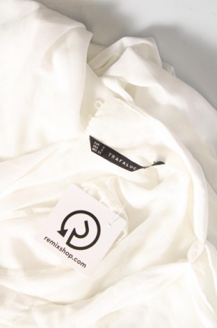 Дамска блуза Zara Trafaluc, Размер S, Цвят Бял, Цена 5,20 лв.