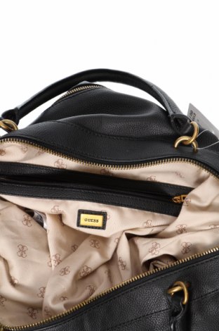 Γυναικεία τσάντα Guess, Χρώμα Μαύρο, Τιμή 74,15 €