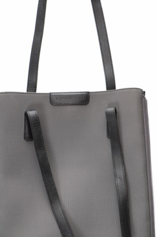 Γυναικεία τσάντα Lancel, Χρώμα Γκρί, Τιμή 38,84 €