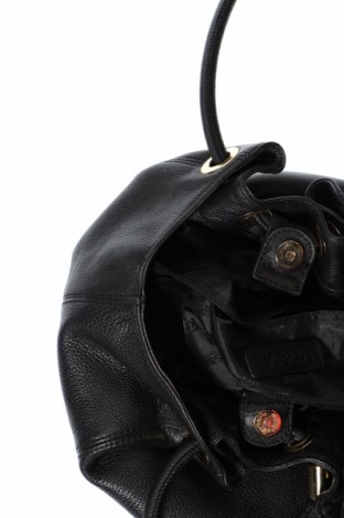 Дамска чанта MICHAEL Michael Kors, Цвят Черен, Цена 202,01 лв.