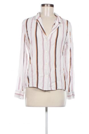 Γυναικείο πουκάμισο Bershka, Μέγεθος M, Χρώμα Λευκό, Τιμή 2,63 €