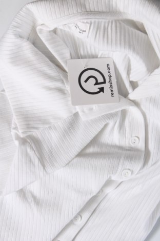 Γυναικείο πουκάμισο Glamorous, Μέγεθος S, Χρώμα Λευκό, Τιμή 12,28 €