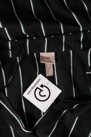 Дамска риза H&M, Размер 3XL, Цвят Черен, Цена 24,25 лв.