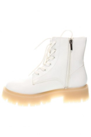 Dámské boty  Bershka, Velikost 40, Barva Bílá, Cena  759,00 Kč