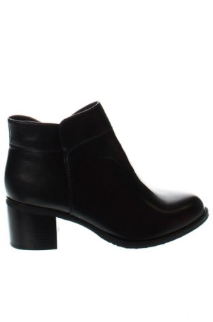 Γυναικεία μποτάκια Chc Shoes, Μέγεθος 38, Χρώμα Μαύρο, Τιμή 17,86 €